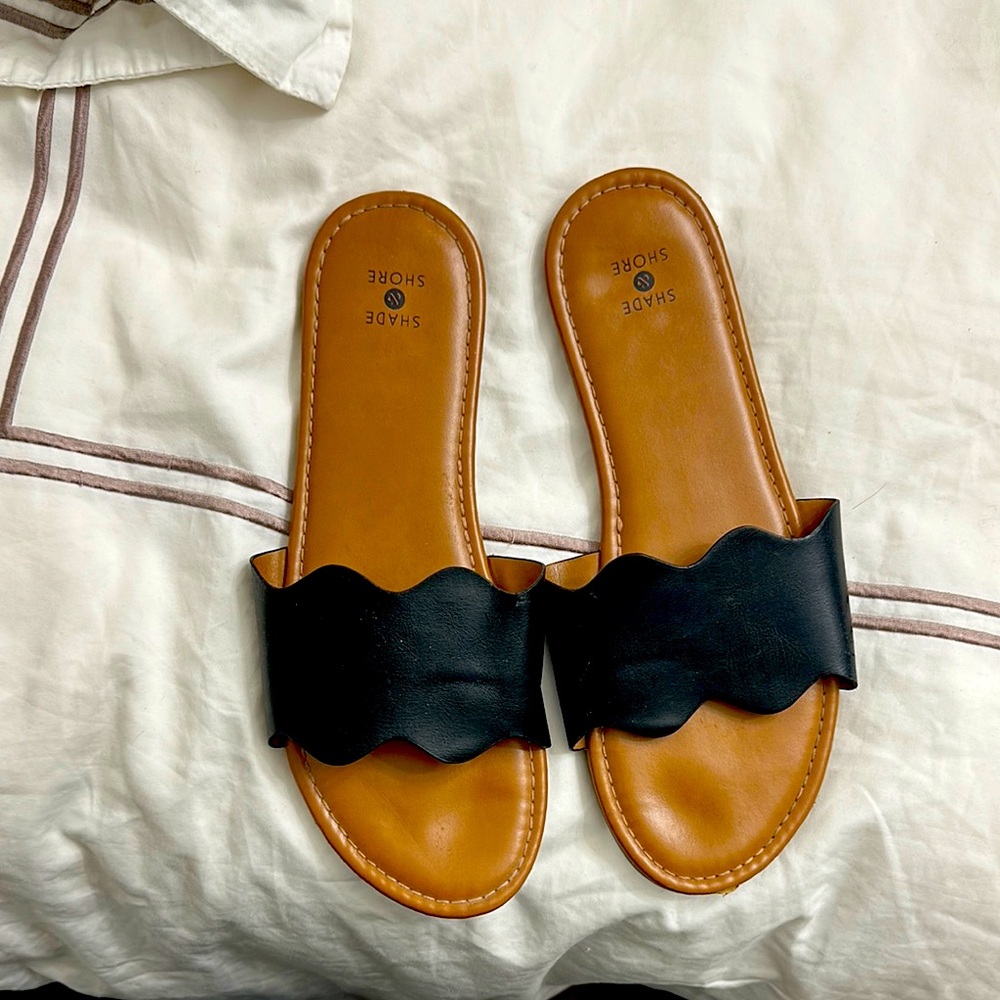 Woman’s slides